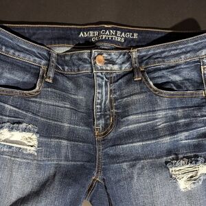 American Eagle Size 14 Distressed Superlow Jeggings blue